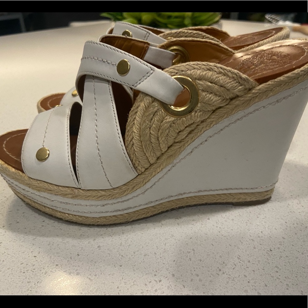 Vince Camuto wedges